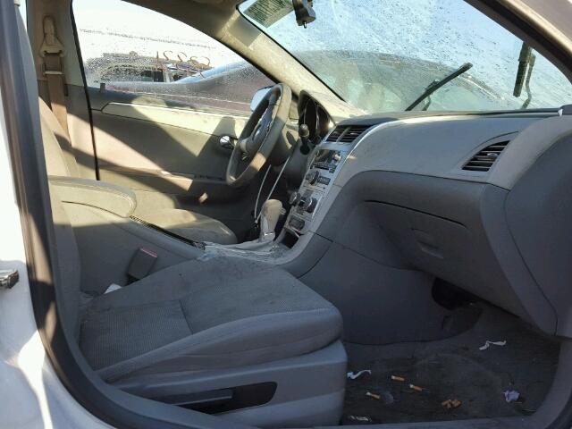 1G1ZA5E00CF398945 - 2012 CHEVROLET MALIBU LS 白色 照片 5