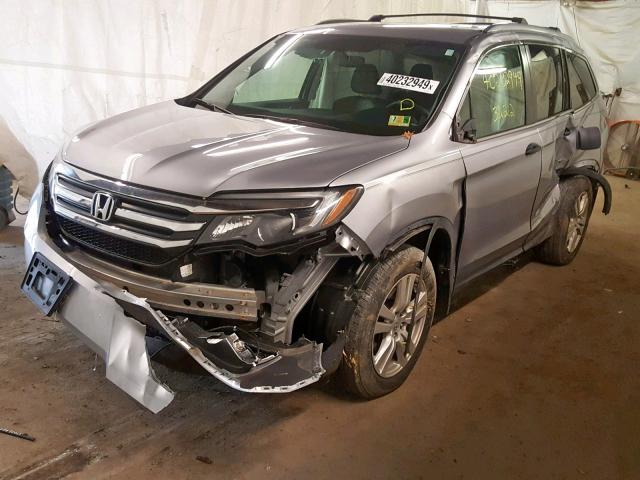 5FNYF5H19GB020416 - 2016 HONDA PILOT LX SILVER photo 2