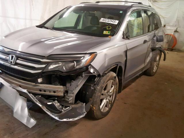 5FNYF5H19GB020416 - 2016 HONDA PILOT LX SILVER photo 9