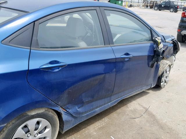 KMHCT4AE0GU094479 - 2016 HYUNDAI ACCENT SE GRAY photo 9