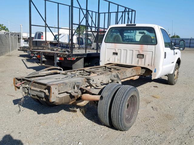 1FDAF56F91EB09133 - 2001 FORD F550 SUPER WHITE photo 4