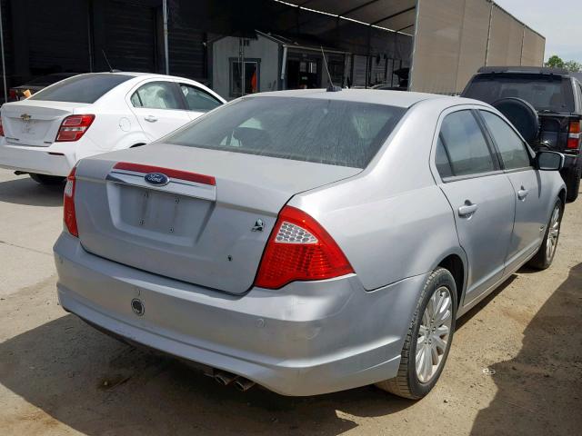 3FADP0L30AR236805 - 2010 FORD FUSION HYB SILVER photo 4