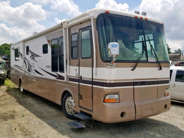 1RF42464732023046 - 2003 ROADMASTER RAIL MONOCOQUE TWO TONE photo 1