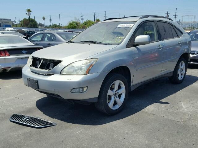 JTJHA31U250075015 - 2005 LEXUS RX 330 SILVER photo 2