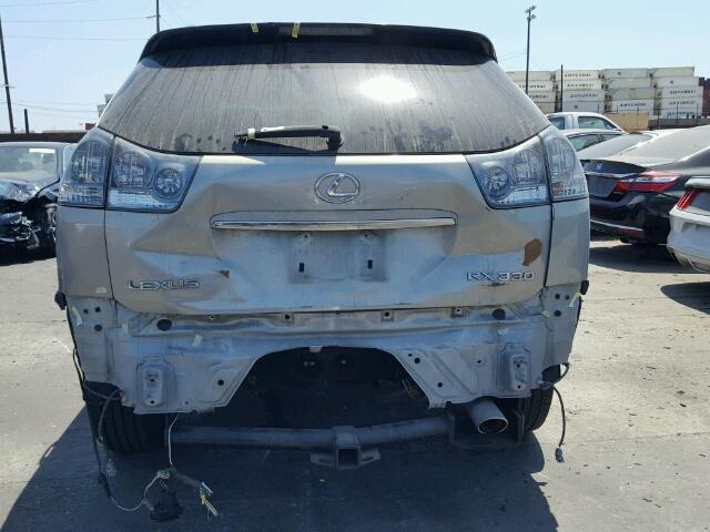 JTJHA31U250075015 - 2005 LEXUS RX 330 SILVER photo 9