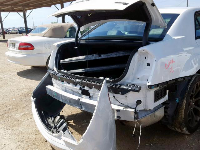 2C3CCABG8GH269281 - 2016 CHRYSLER 300 S WHITE photo 9