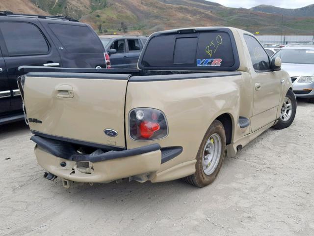 2FTZF07301CA99063 - 2001 FORD F150 SVT L CREAM photo 4