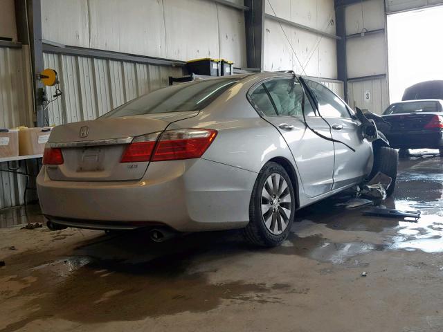 1HGCR3F87FA014516 - 2015 HONDA ACCORD EXL SILVER photo 4