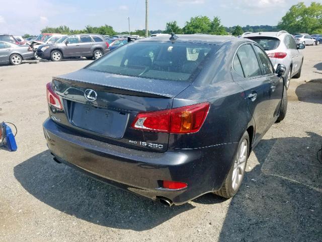 JTHCF5C27A2034818 - 2010 LEXUS IS 250 GRAY photo 4