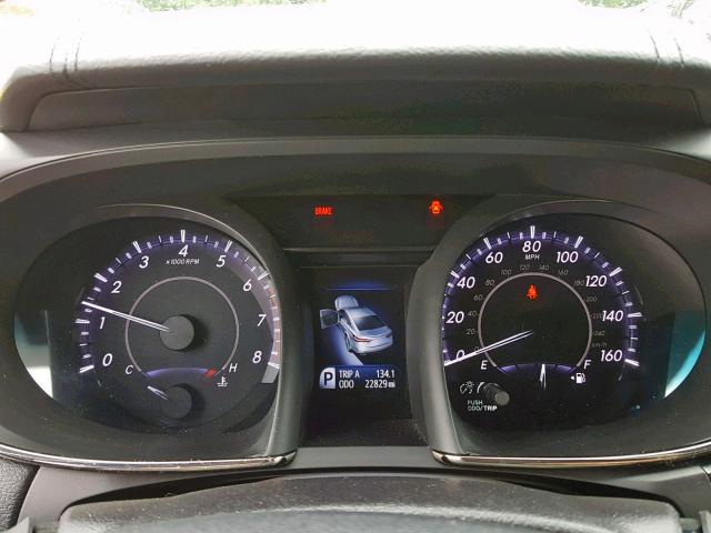 4T1BK1EBXHU243284 - 2017 TOYOTA AVALON XLE SILVER photo 8