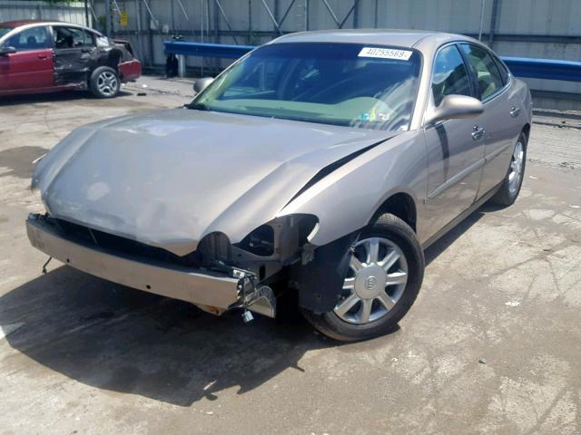 2G4WC582661190268 - 2006 BUICK LACROSSE C BROWN photo 2