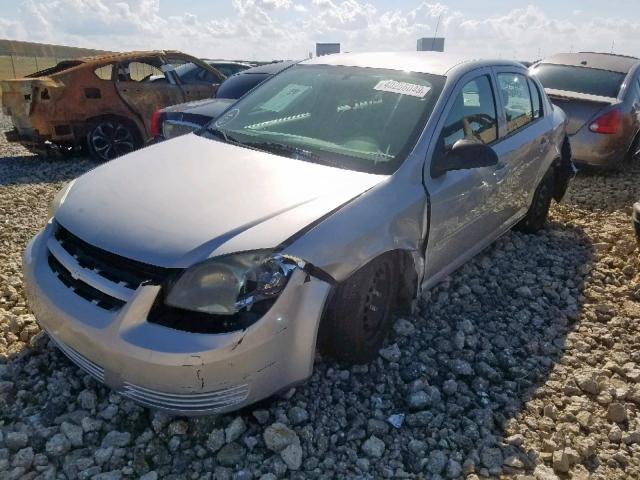 1G1AK52F557665027 - 2005 CHEVROLET COBALT SILVER photo 2