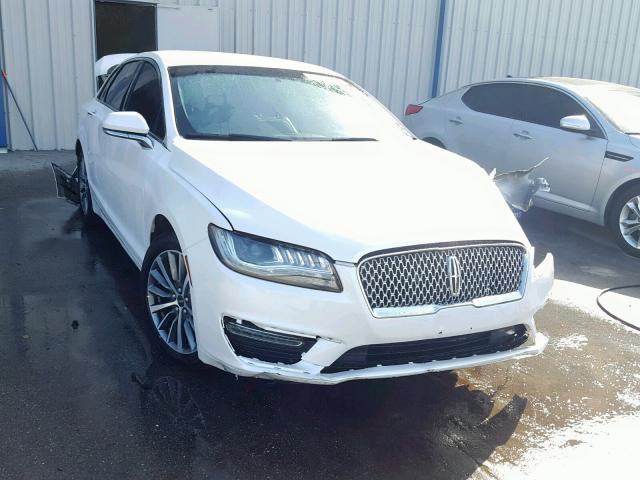 3LN6L5A91JR604715 - 2018 LINCOLN MKZ PREMIE WHITE photo 1