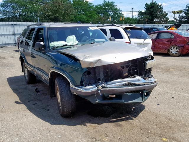 1GNDT13W0W2267321 - 1998 CHEVROLET BLAZER TAN photo 1