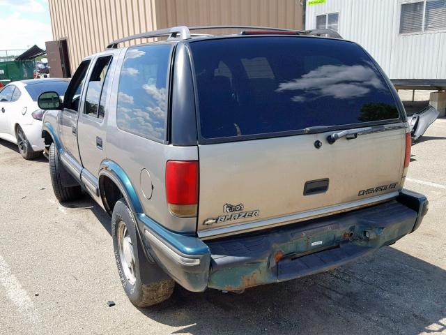 1GNDT13W0W2267321 - 1998 CHEVROLET BLAZER TAN photo 3