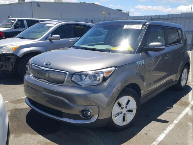 KNDJX3AE6G7012974 - 2016 KIA SOUL EV + GRAY photo 2