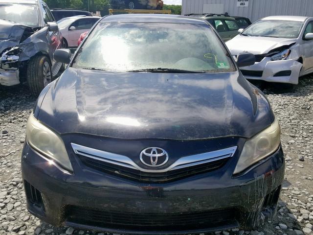 4T1BB3EK5AU111700 - 2010 TOYOTA CAMRY HYBR BLACK photo 9