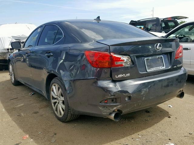 JTHCK262072013629 - 2007 LEXUS IS 250 GRAY photo 3