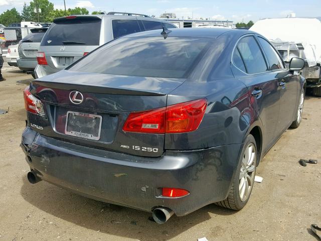 JTHCK262072013629 - 2007 LEXUS IS 250 GRAY photo 4