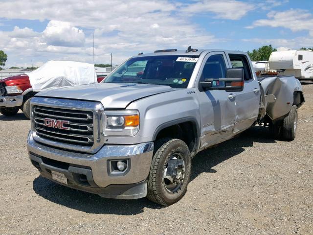 1GT422C81FF584732 - 2015 GMC SIERRA K35 SILVER photo 2