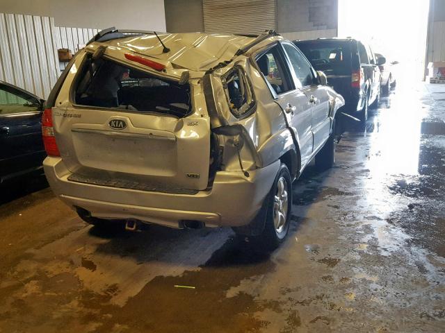 KNDJE723077420476 - 2007 KIA SPORTAGE E GRAY photo 4