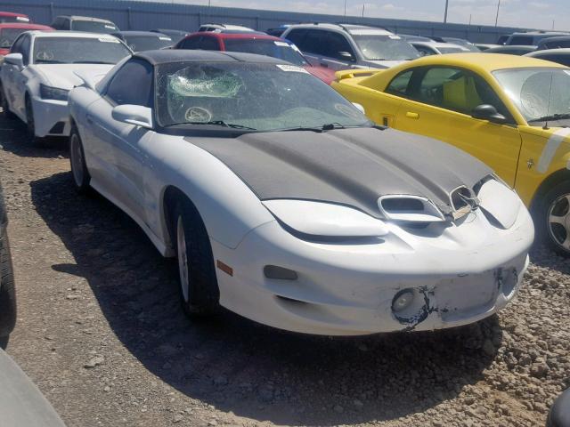 2G2FV22G022115270 - 2002 PONTIAC FIREBIRD F WHITE photo 1