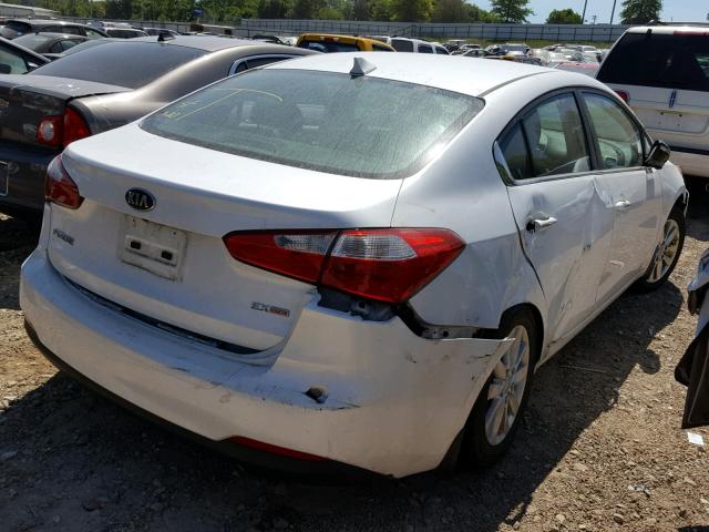 KNAFX4A80E5096317 - 2014 KIA FORTE EX WHITE photo 4