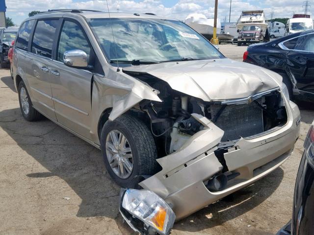 2A8HR64X48R688890 - 2008 CHRYSLER TOWN & COU GOLD photo 1