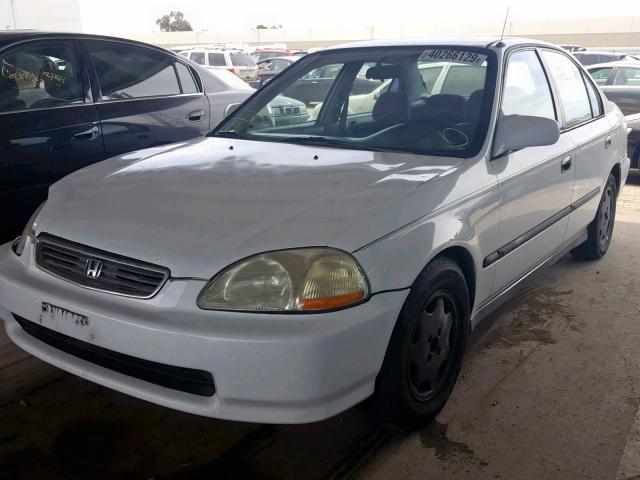 2HGEJ6523VH511724 - 1997 HONDA CIVIC DX WHITE photo 2