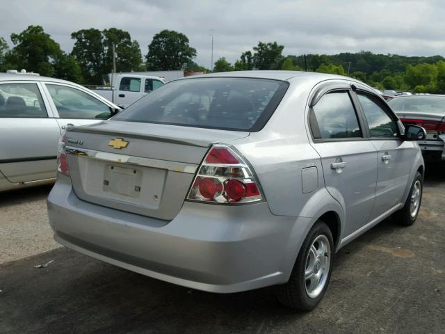 KL1TD5DE2AB103650 - 2010 CHEVROLET AVEO LS SILVER photo 4