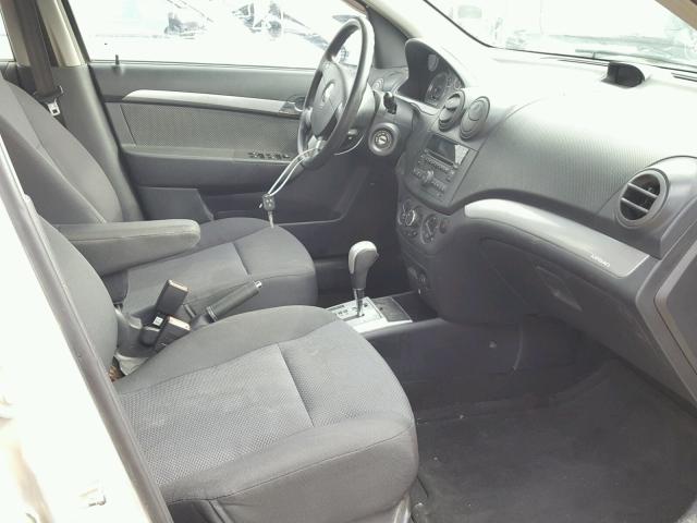 KL1TD5DE2AB103650 - 2010 CHEVROLET AVEO LS SILVER photo 5