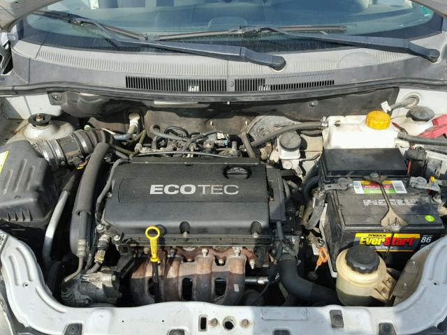 KL1TD5DE2AB103650 - 2010 CHEVROLET AVEO LS SILVER photo 7