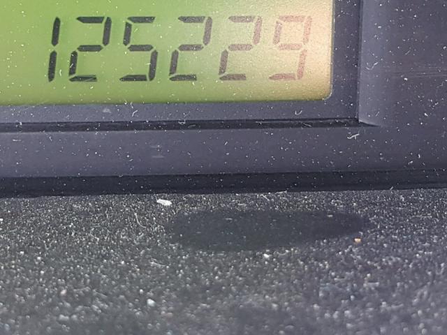 KL1TD5DE2AB103650 - 2010 CHEVROLET AVEO LS SILVER photo 8