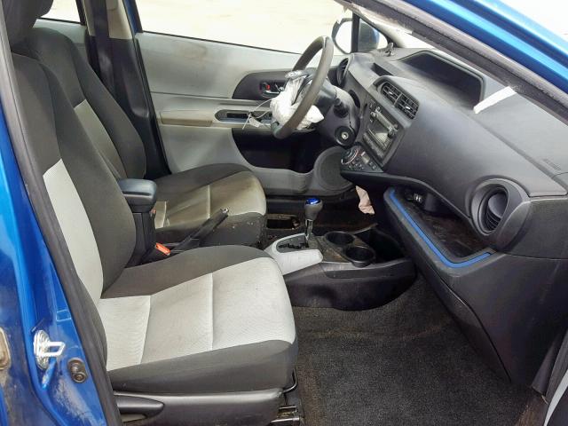 JTDKDTB34D1529909 - 2013 TOYOTA PRIUS C BLUE photo 5