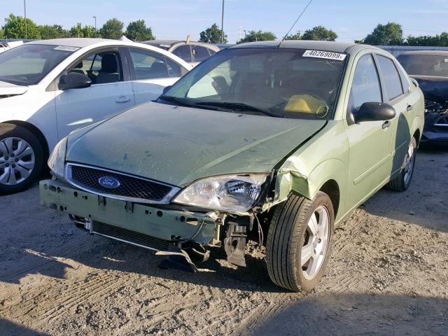 1FAFP34NX7W306066 - 2007 FORD FOCUS ZX4 GREEN photo 2