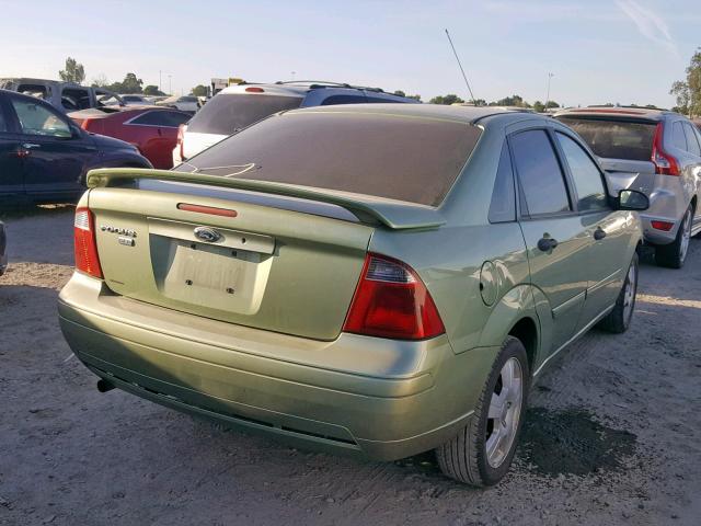 1FAFP34NX7W306066 - 2007 FORD FOCUS ZX4 GREEN photo 4