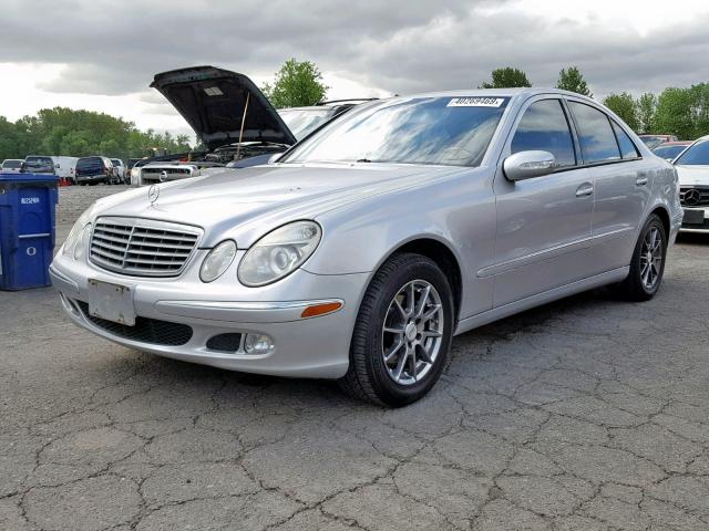 WDBUF65JX3A187586 - 2003 MERCEDES-BENZ E 320 SILVER photo 2