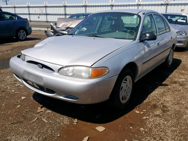 1FAFP10P2WW280623 - 1998 FORD ESCORT LX SILVER photo 2