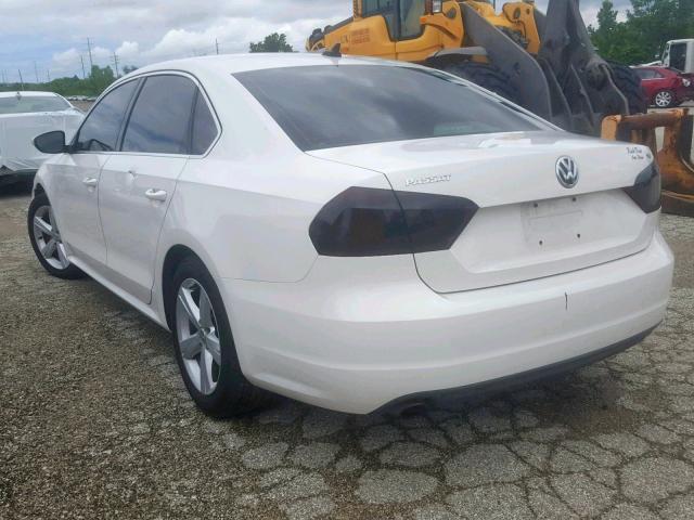 1VWBP7A39CC009401 - 2012 VOLKSWAGEN PASSAT SE WHITE photo 3