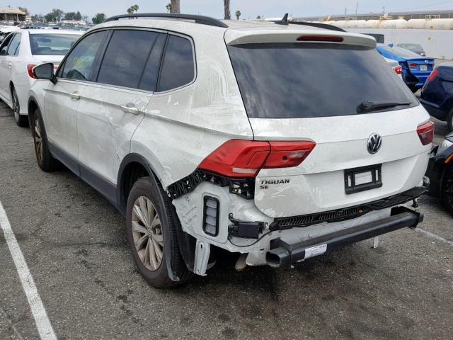 3VV3B7AX9JM122822 - 2018 VOLKSWAGEN TIGUAN SE WHITE photo 3