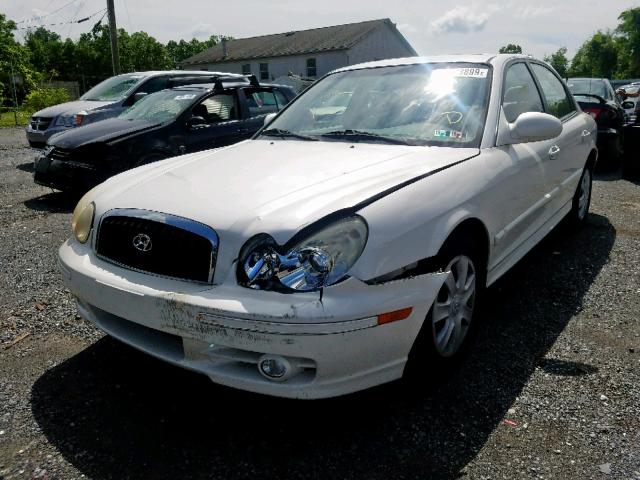 KMHWF25S92A672727 - 2002 HYUNDAI SONATA GL WHITE photo 2