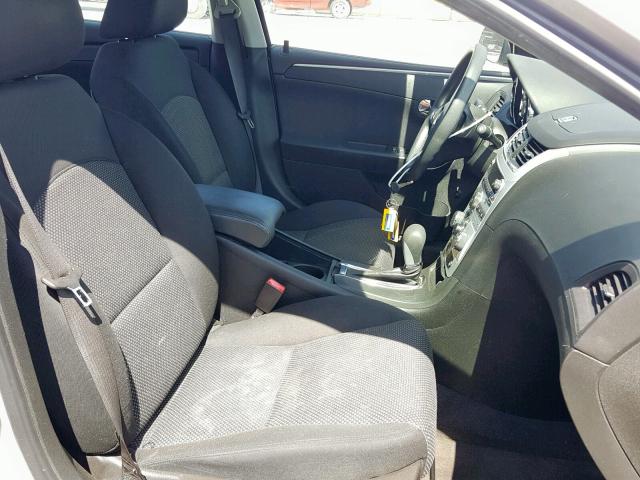 1G1ZC5EB6AF177634 - 2010 CHEVROLET MALIBU 1LT 银色 照片 5