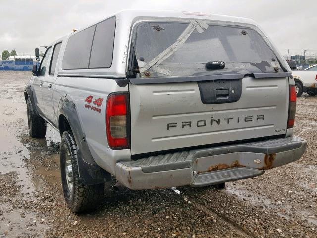 1N6ED29Y03C430061 - 2003 NISSAN FRONTIER C SILVER photo 3