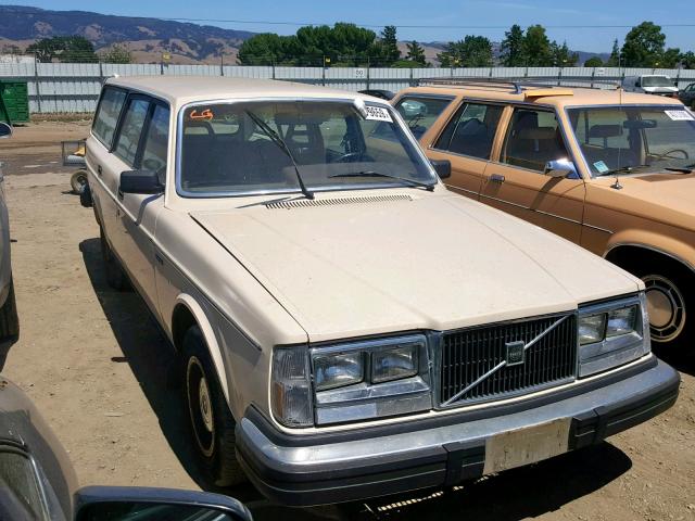 YV1AX4956C1382629 - 1982 VOLVO 245 DL BEIGE photo 1