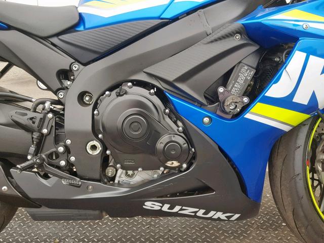 JS1GR7MA7H2100235 - 2017 SUZUKI GSX-R750 BLUE photo 7