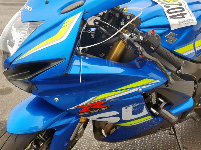 JS1GR7MA7H2100235 - 2017 SUZUKI GSX-R750 BLUE photo 9