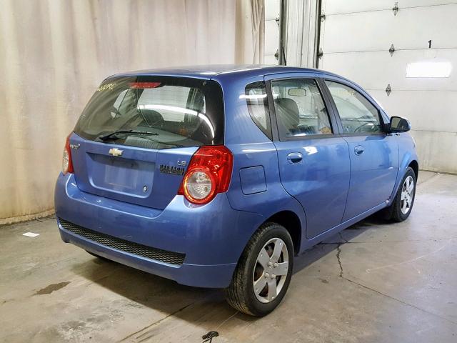 KL1TD66E09B621500 - 2009 CHEVROLET AVEO LS BLUE photo 4