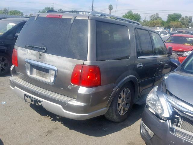 5LMFU28R54LJ37090 - 2004 LINCOLN NAVIGATOR 灰色 照片 4