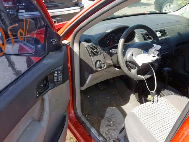 1FAFP34N27W250236 - 2007 FORD FOCUS ZX4 RED photo 9