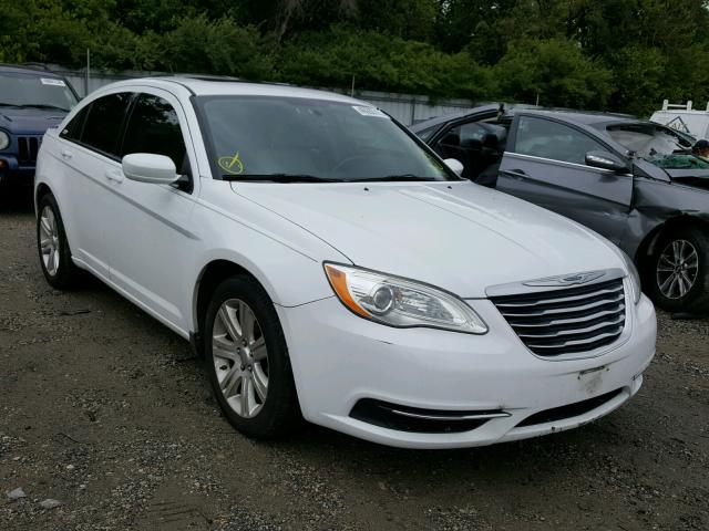 1C3BC1FG5BN570757 - 2011 CHRYSLER 200 TOURIN WHITE photo 1